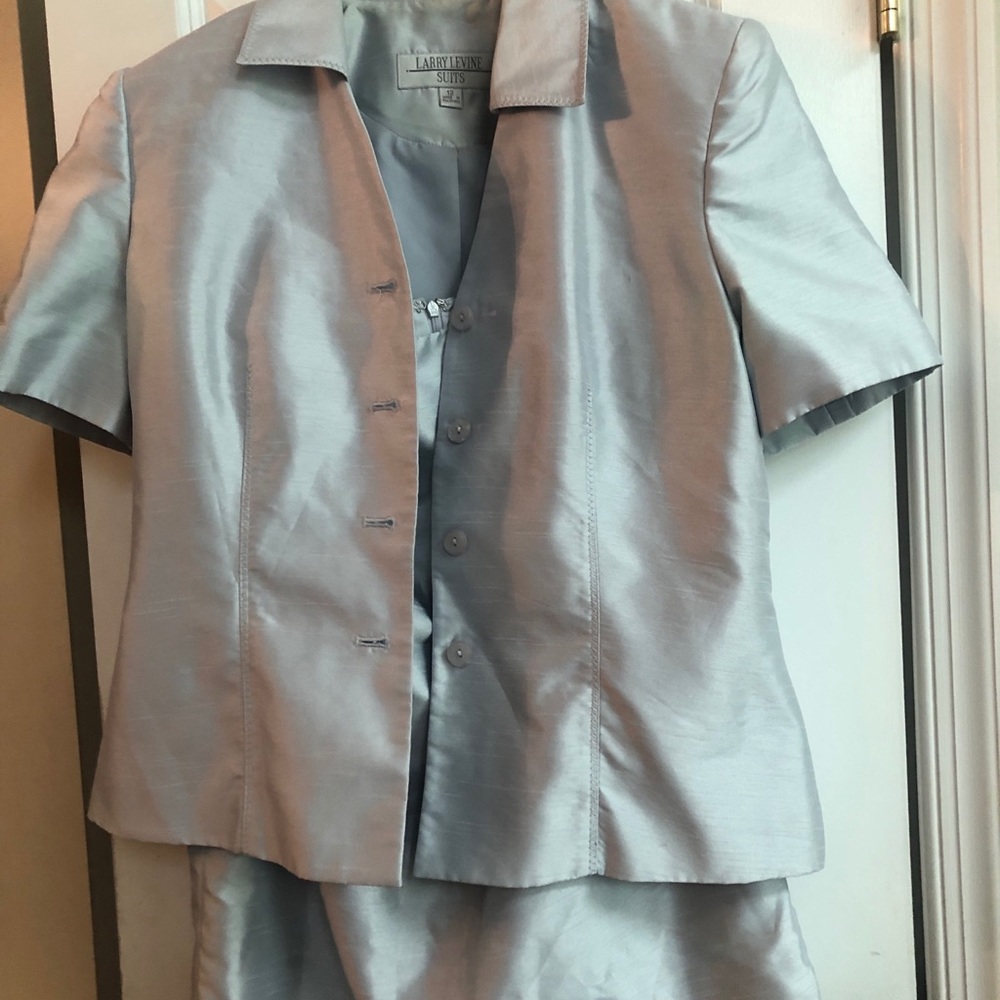 Beautiful women’s two piece short sleeve suit